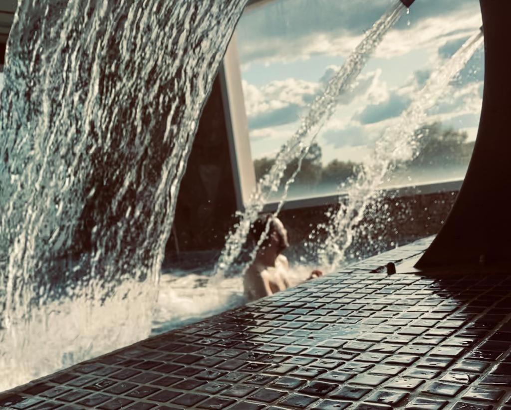 Hotel Balneario Fuentes Del Trampal Carmonita エクステリア 写真