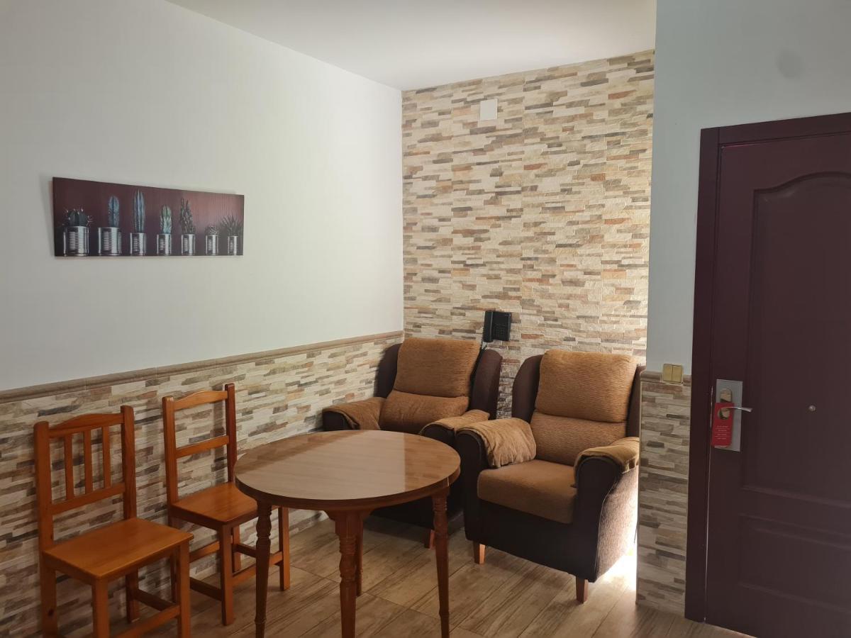 Hotel Balneario Fuentes Del Trampal Carmonita エクステリア 写真